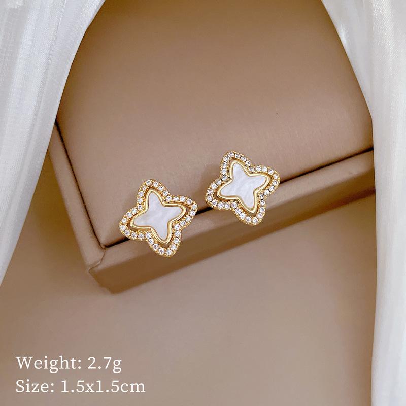 Clover Shell Micro-Inlaid Necklace Earrings Set Light Luxury Personality Temperament Earrings Necklace Combination