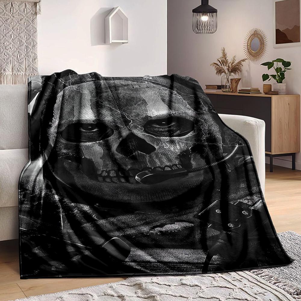 1Pc Skull Soldier Helmet Blanket Soft And Comfortable Casual Warm Camping Travel Christmas Halloween Xmas Gift M928486