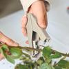 Rose Thorn Stripper Portable Anti-slip Ergonomic Finger Groove Flower Stem Leaf Thorn Remover Pliers Flower Shop Home Supplies