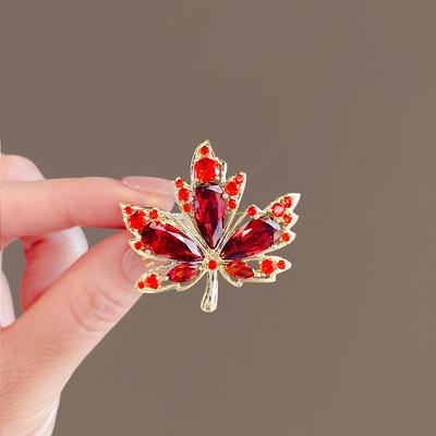 Red Crystal Maple Leaf Brooch For Women Luxury Rhinestone Brooch Pins Wedding Banquet Jewelry