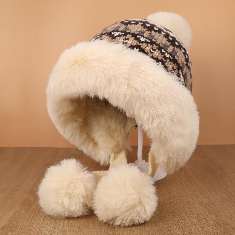 Korean Retro Winter Plush Lei Feng Hat: Warm, Stylish Ear Protection Wool Hat for Women, Slimming Face Effect