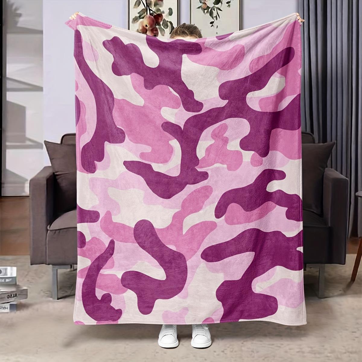 

Pink camouflage pattern Flannel printed blanket suitable for all seasons suitable for living room office sofa and travel 75x90cm