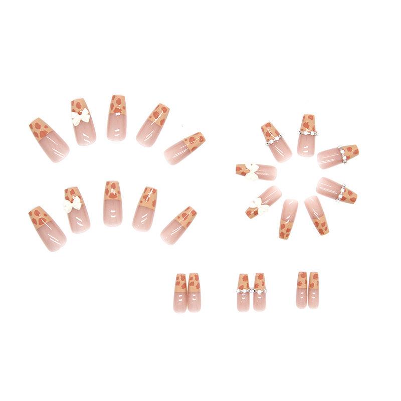 Toffee Luipaardprint Franse Tip Draagbare Nagels – Lange, Afneembare Nagellak Stickers