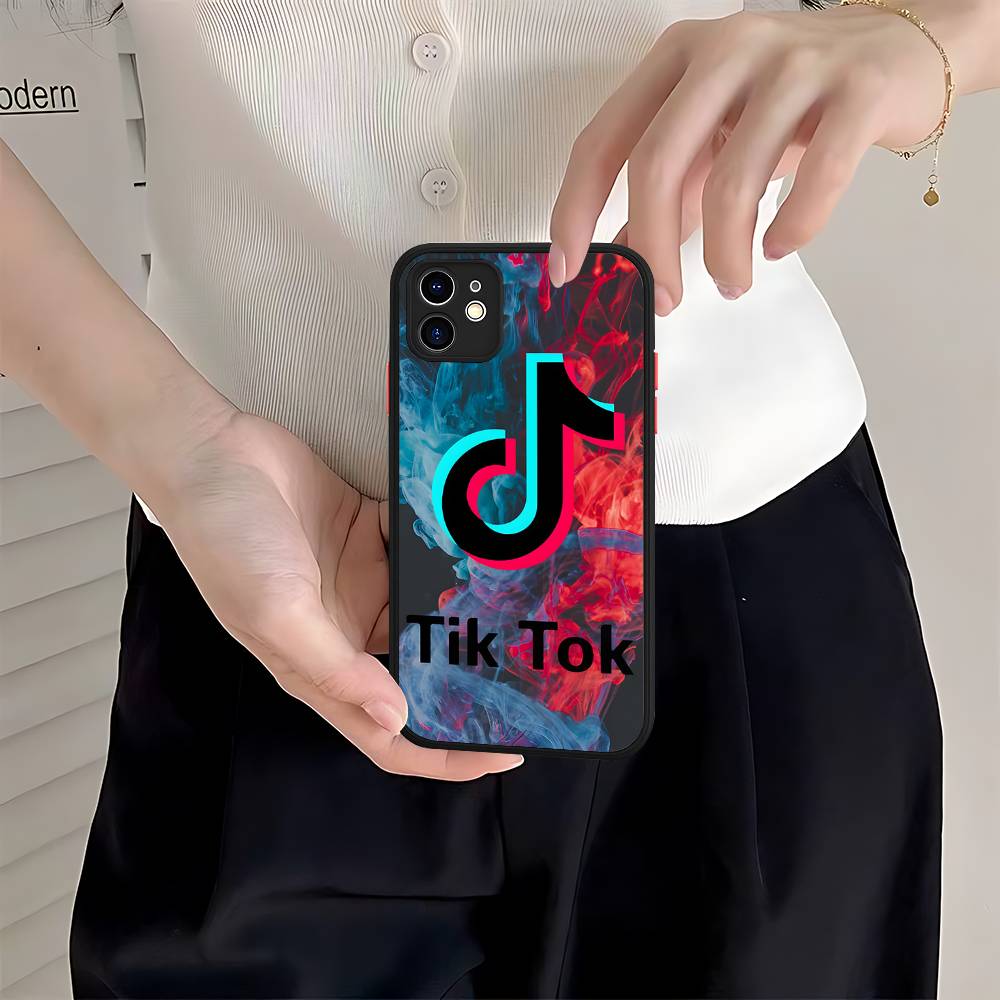 T-TikTok-K Phone Case For IPhone 16 15 14 13 12 11 Pro Max Plus X XS MAX Black Matte Phone Fundas