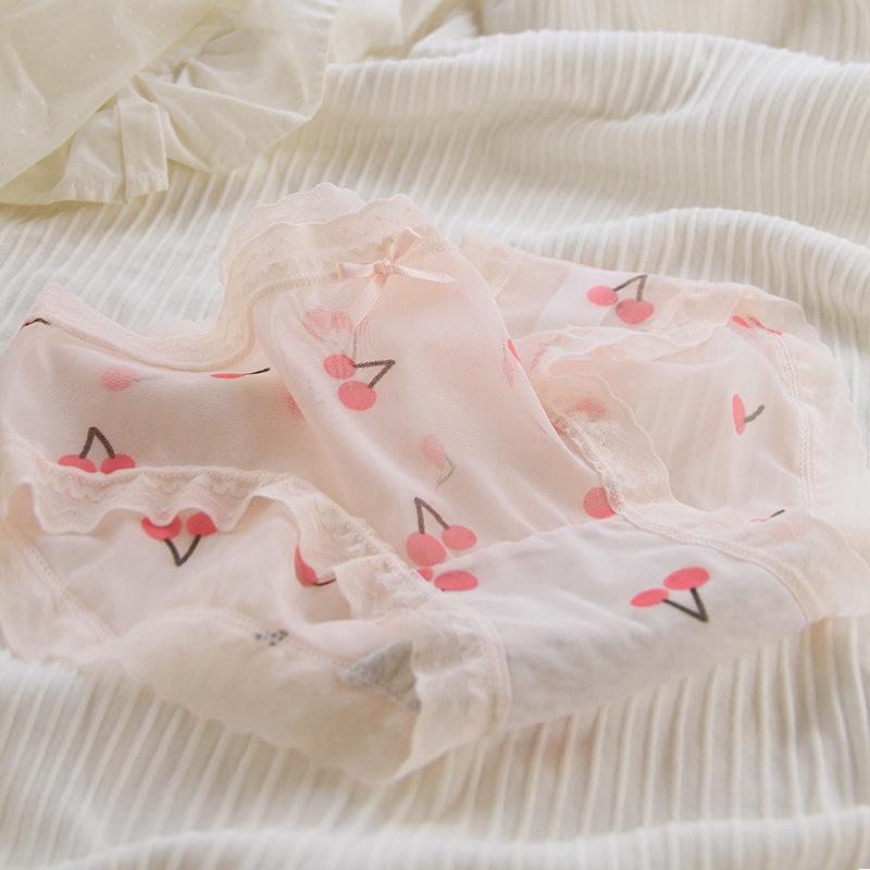Sweet Desire Japanese Lace Quick-Dry Mesh Panties: Sexy, Slightly Transparent Triangle Design for Women