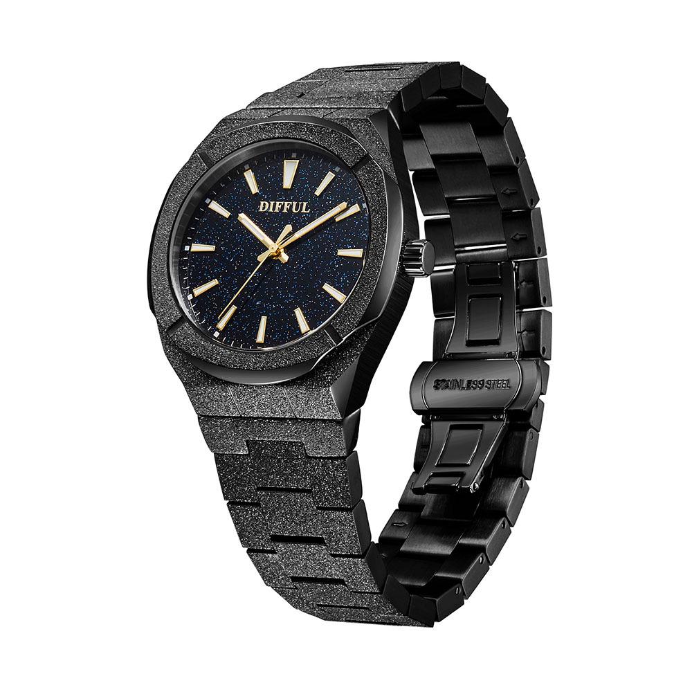 Men's Sandblasted Waterproof Quartz Watch with Luminous Stainless Steel Strap - Precise Timekeeping