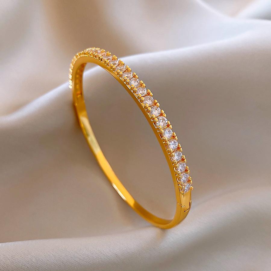 European and American simple zircon geometric buckle bracelet fashionable personality exquisite bracelet jewelry women