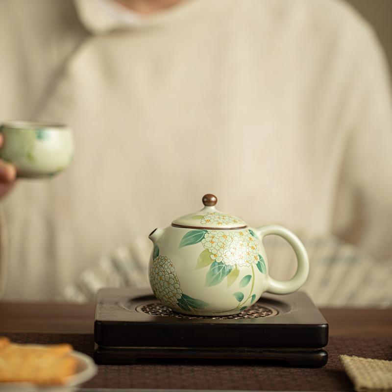 150ml Traditional Ru Kiln Ceramic Teapots Ball Hole Filter Xishi Tea Pot Handmade Flowers Pattern Beauty Kettle Chinese Tea Set
