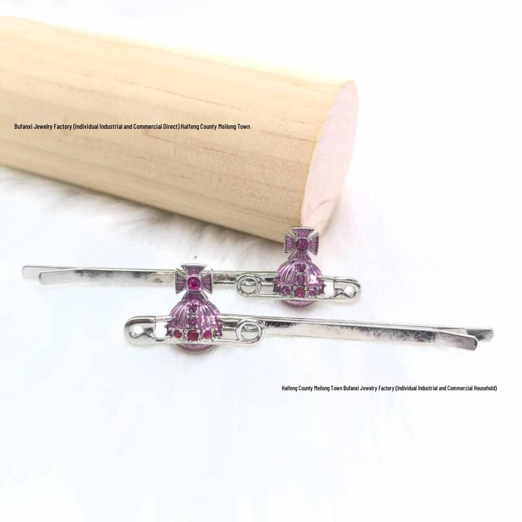 Empress Dowager Saturn Rhinestone Hair Clip: Classic Resin Planet Accessory