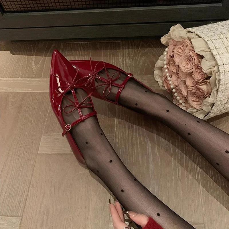 Fashion 2025 T-strap Pointed Toe Flats Shoes Women Bowtie Buckle Strap PU Leather Elegant Red Mary Janes Shoes Ladies Party Black Pumps
