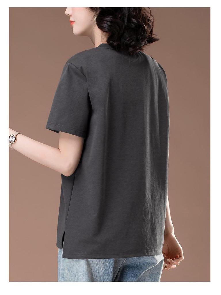 Letnia Damska Koszulka Casual z Okrągłym Dekoltem Plus Size - Modny Krótki Rękaw dla Matek w Średnim Wieku