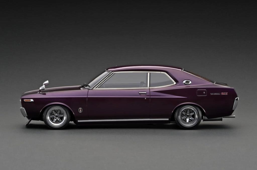 Ignition Model Nissan Laurel 2000SGX Purple Finished Product TK.Company 1/18 (C130)