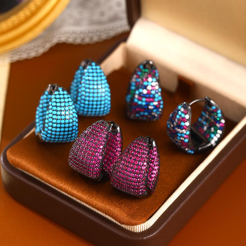 European & American Zirconia Statement Earrings - Light Luxury, High-End Simplicity for Women