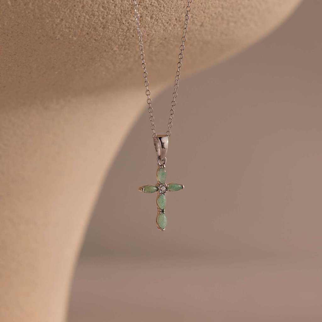 Heart Shaped Cross Pendant Necklace With Pearl Chain For Fashionable Women And Men