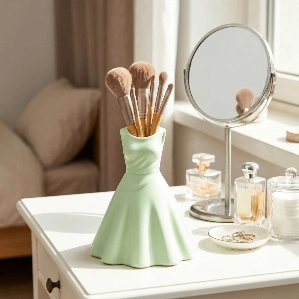 3D Printed Princess Dress shape Vase Romantic Desktop Ornament Flower Ware Coffee Table
