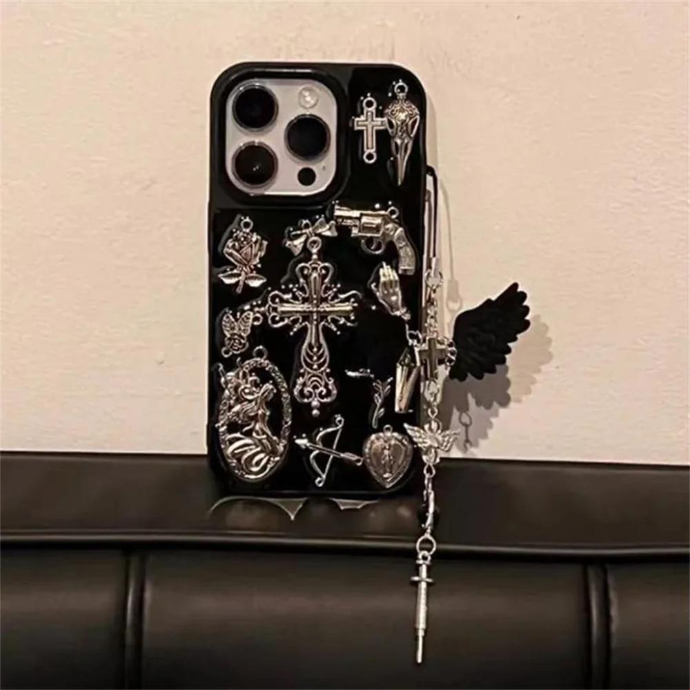 Carcasă Telefon Cool Y2k Metalică Creativă cu Cruce și Cupidon Pentru iPhone 17 Air 16 15 14 13 12 11 Pro Max Husa Estetică Pandantiv Aripi