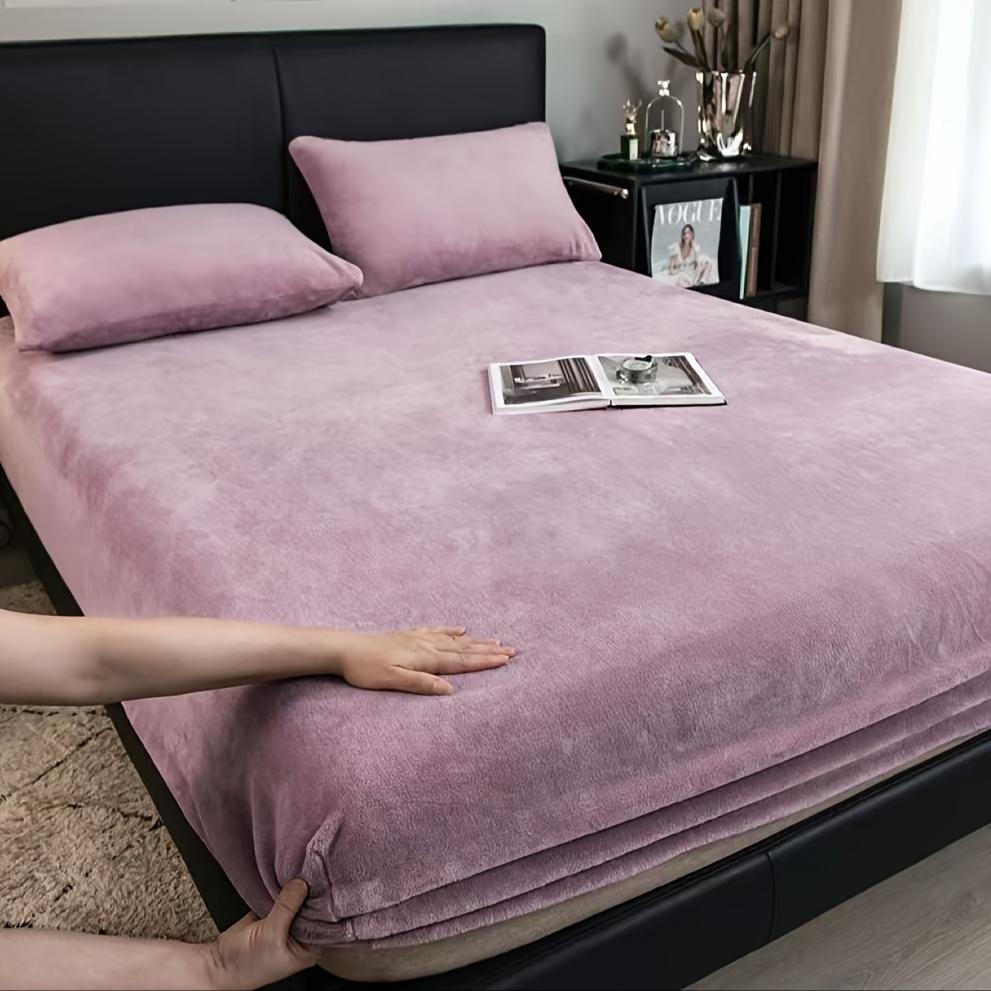 Soft & Warm Bed Sheet – Elastic Full-Cover Mattress Protector for Winter for Queen Size