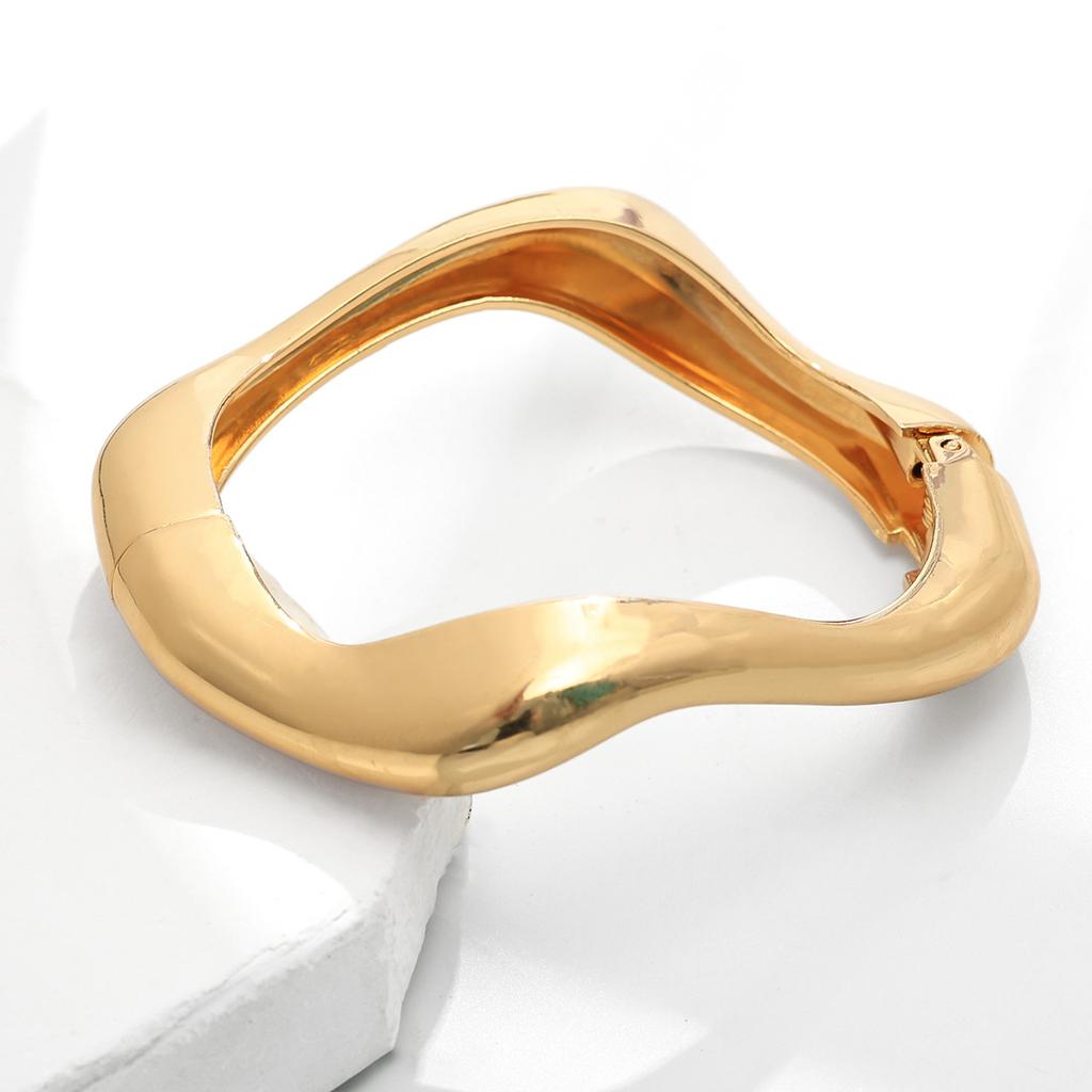 European and American ins wind zinc alloy texture pleated fashion bracelet niche design spring women's bracelet