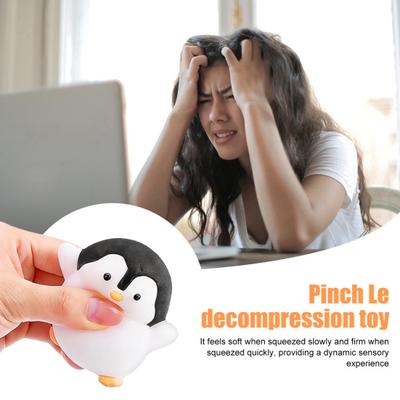 Quetschspielzeug mit süßer Pinguinform Fidget Toy Stressabbau Sensorisches Spielzeug Weiche TPR-Quetschfigur für Kinder Jugendliche Erwachsene