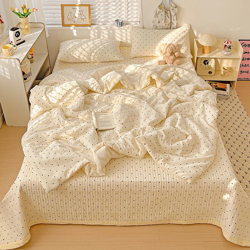 Double-Layer Gauze Summer Comforter Set: Single Piece, Machine Washable, Ideal for Air-Conditioned Rooms, Spring & Summer Use