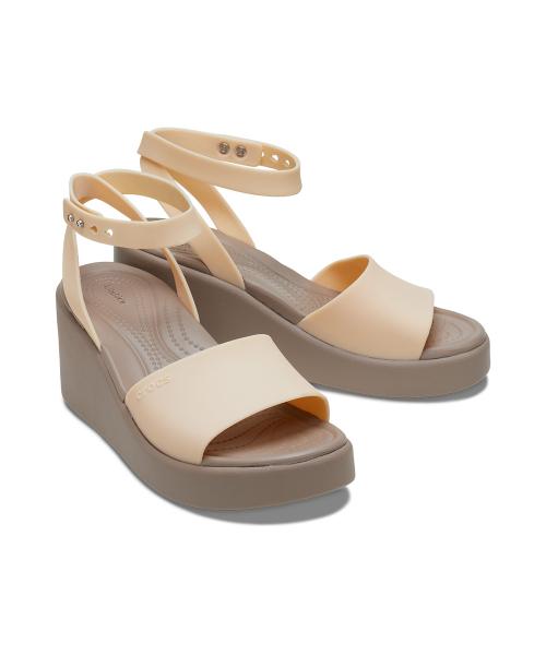 

Женская обувь на танкетке CROCS BROOKLYN с ремешком на лодыжке SHI 24SWSD209406 SHITAKE Z2DS/W7 240