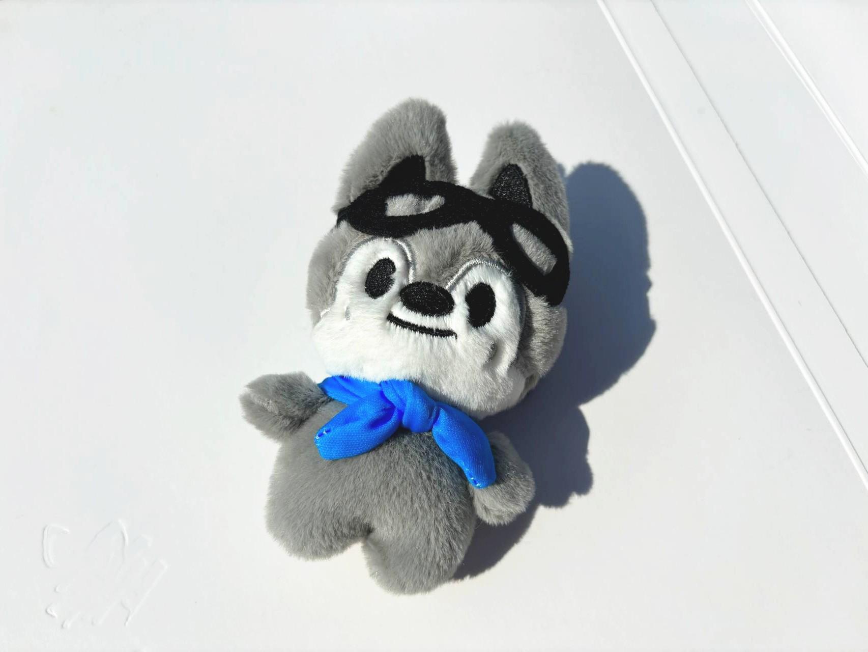 

Брелок-кукла Ли Лунфу от Stray Kids PILOT5 FM Field Week 10 cm