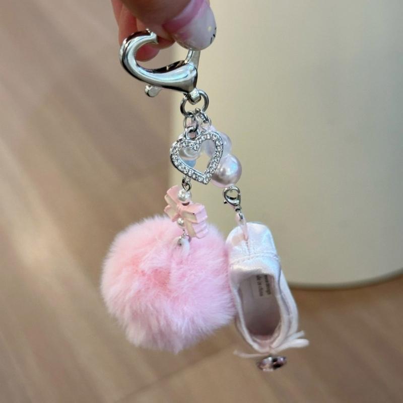 Elegantes Ballett Schuh Schlüsselanhänger Mit Perlen Herz Schleife Und Rosa Pompons Legierung Stoff Anhänger Zubehör Für Frauen