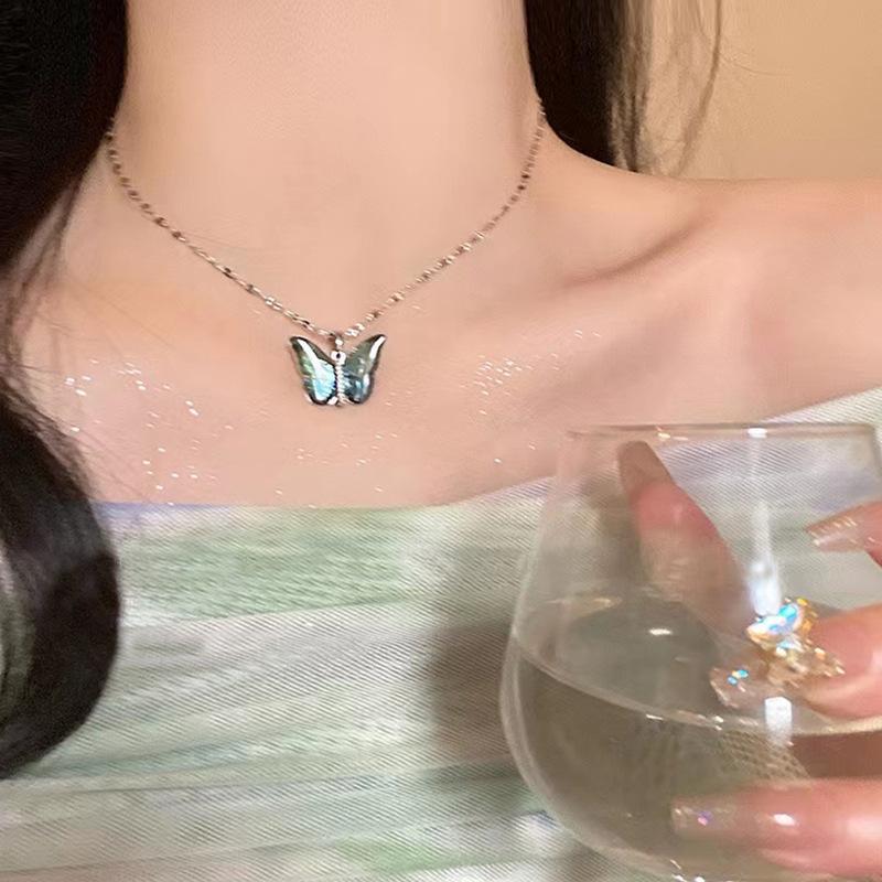 Color butterfly pendant collarbone chain women's new trendy fashion personalized accessories light luxury high-end necklace