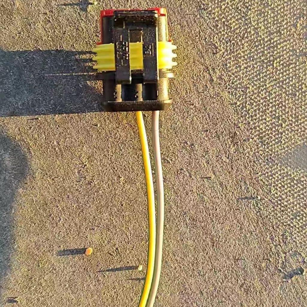 XCMG Crane Solenoid Valve Coil Pilot Plug for Models 25K5, 25K10, 25K12, 25K16