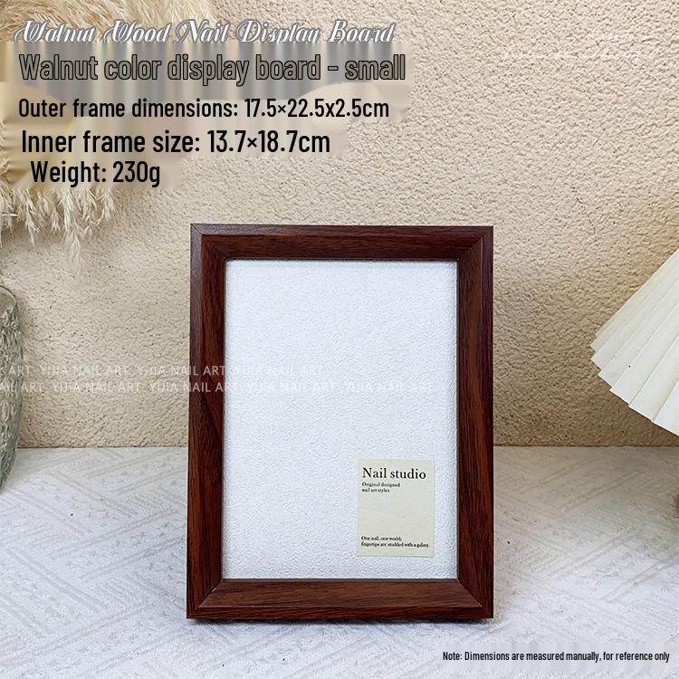 Стенд для демонстрации нейл-арта и палитра цветов для салона или фото