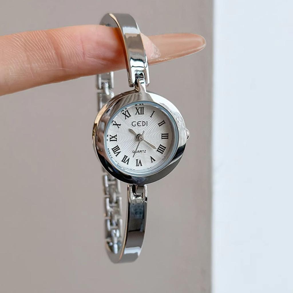 Watch for Women, Vintage Steel Strip, High-end Feel, Bracelet Style Small Dial, Quartz Original Ladies Watches Gift Promotion