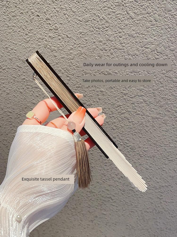 Cute Shell Fan Retro Solid Folding Fan Chinese Style Summer Cool Diablement Fort Folding Small Fan Daily Portable