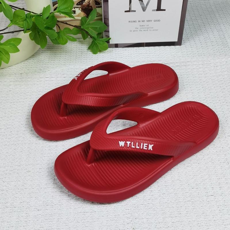 

Beach flip-flops men s and women s summer wear flat-bottomed non-slip casual pinch-foot men s slippers 2 new models 44-45 червоний
