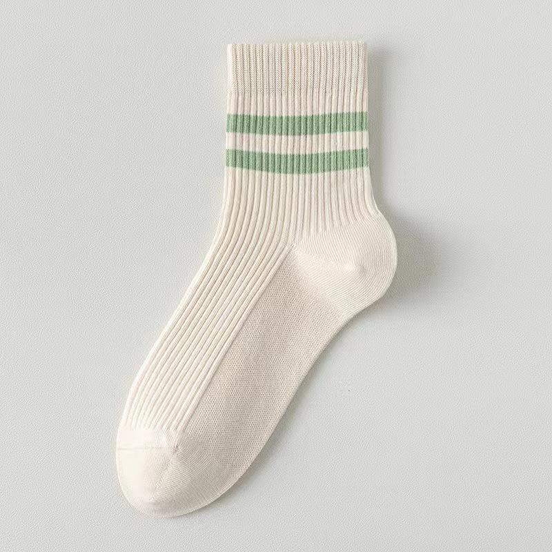 Ladies Spring and Autumn Leisure Sports Antibacterial Deodorant Sweat Breathable Short Tube Socks