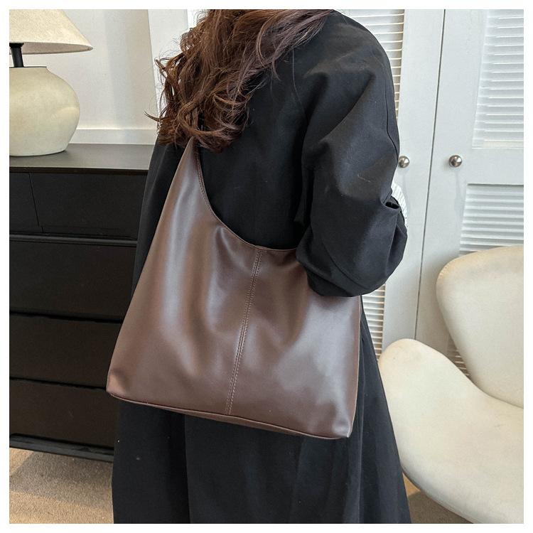 Retro Style Faux Leather Shoulder Bag for Women Minimalist Solid Color Commuter Handbag Trendy Daily Tote Purse CLE