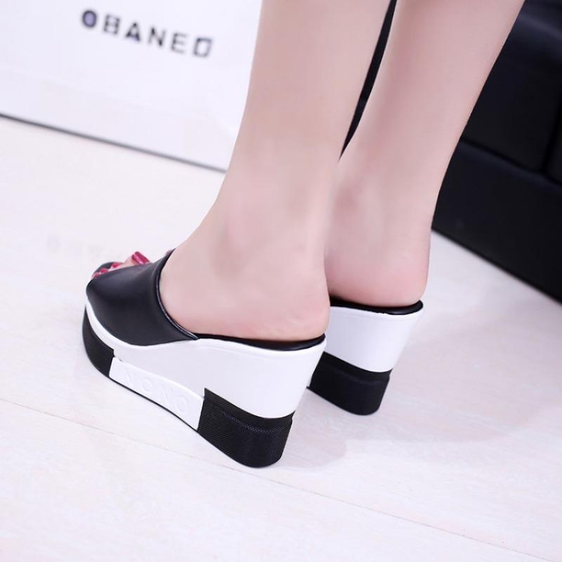 Women's Waterproof Platform Fashion Non-slip New Korean Version Slope Heel Slippers Summer Versatile Thick-soled High Heels
