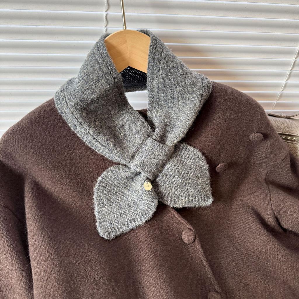 The Cross Knitted Small Scarf Is A New Korean Style for Women's Autumn and Winter. It's Versatile  Warm and Protects The Neck