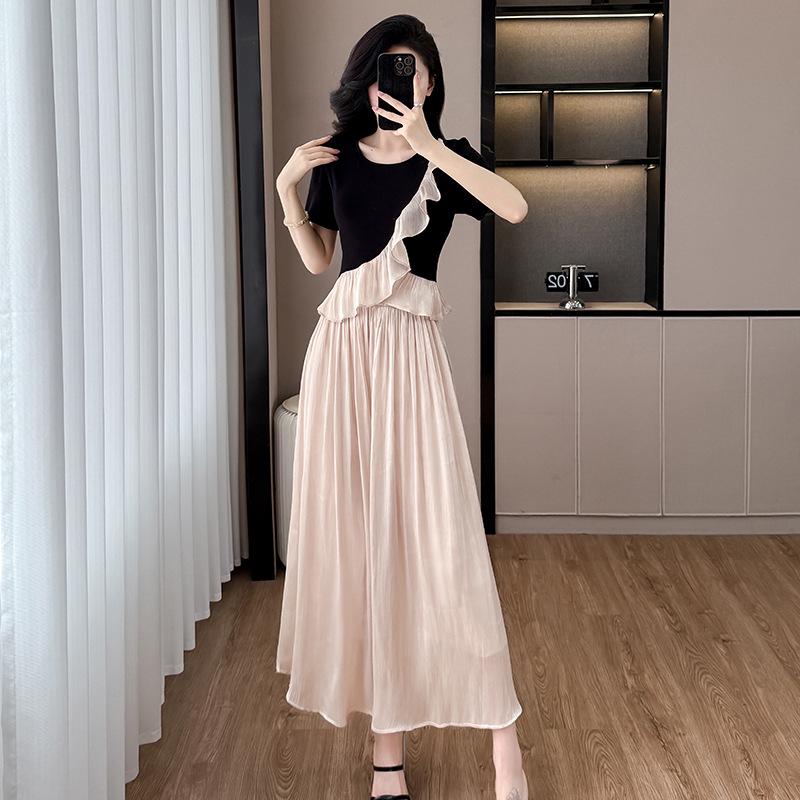 2026 Summer Chic Lace Patchwork Top & Drapey Silk Wide-Leg Pants L