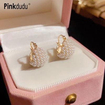 2023 New Imitation Pearl Basket Hoop Earrings Romantic Light Luxury Simple Geometric Earring for Women Jewelry PD1486