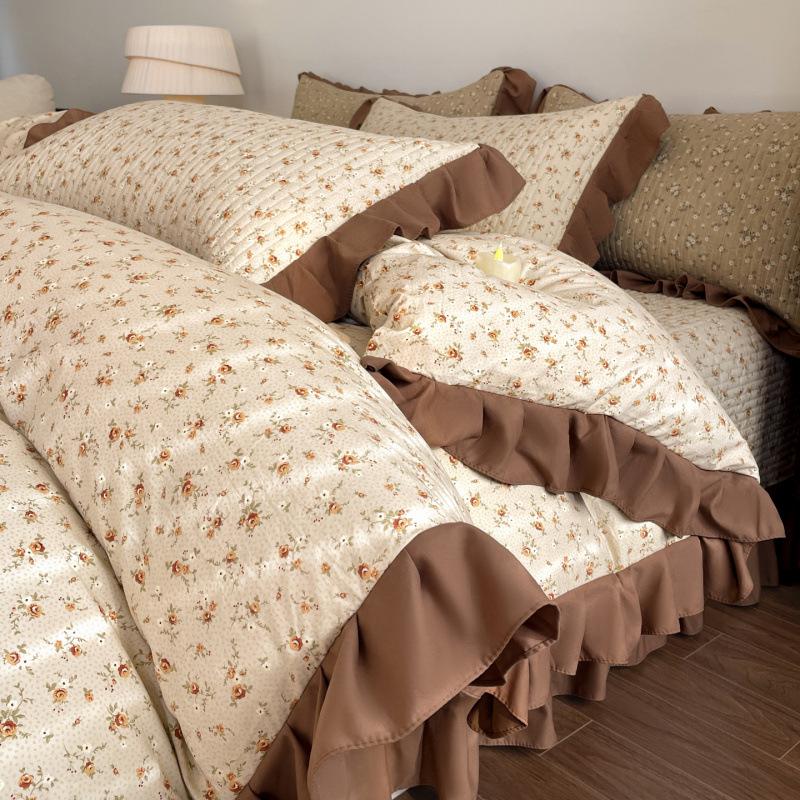 Spring/Summer Small Floral Lace Bedspread Set: 4-Piece, Skin-Friendly, Soft Imitation Cotton for Single Bed