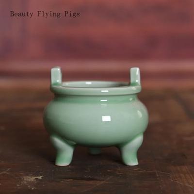 Ceramic Incense Burner Pray Sacrifice Pray for Peace Buddhist Temple Supplies Buddhist Tools Three Leggdf Tripod Burner Zen