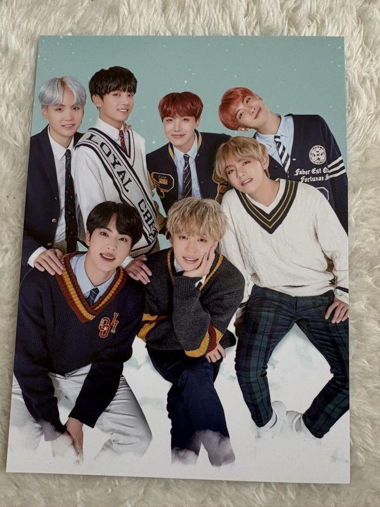 [USED] BTS Happy Ever After DVD with Trading Cards