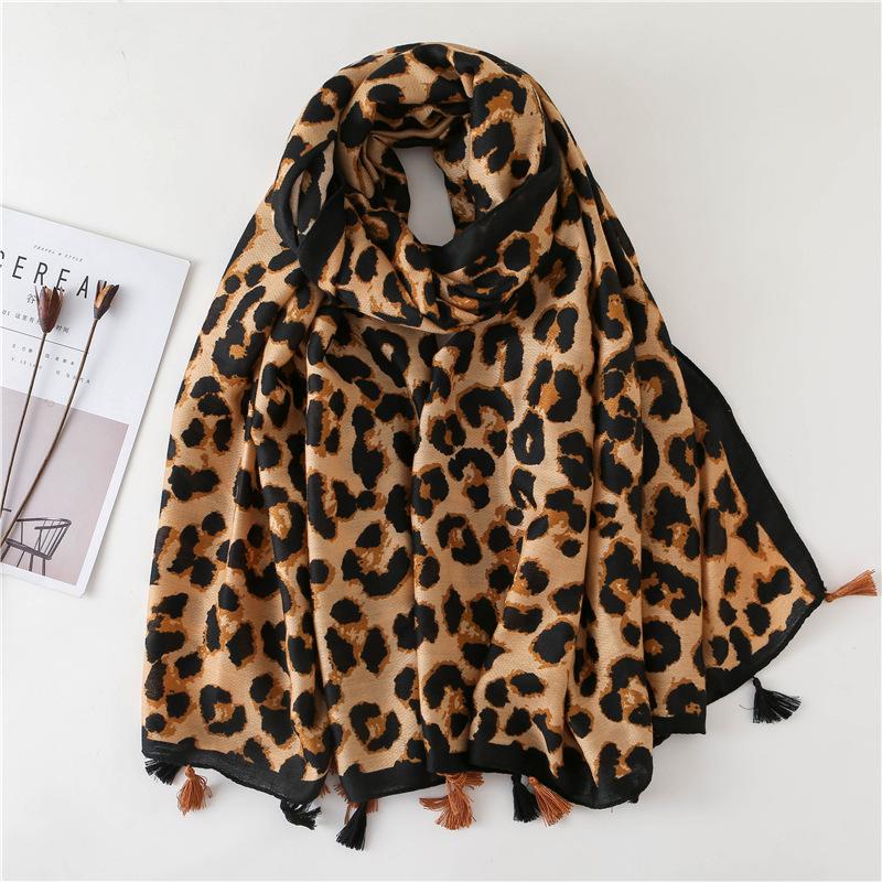 New Fashion  Lovely Pink Sexy Leopard Dot Tassel Viscose Shawl Scarf Lady High Quality Pashmina Stole Bufandas Muslim Hijab