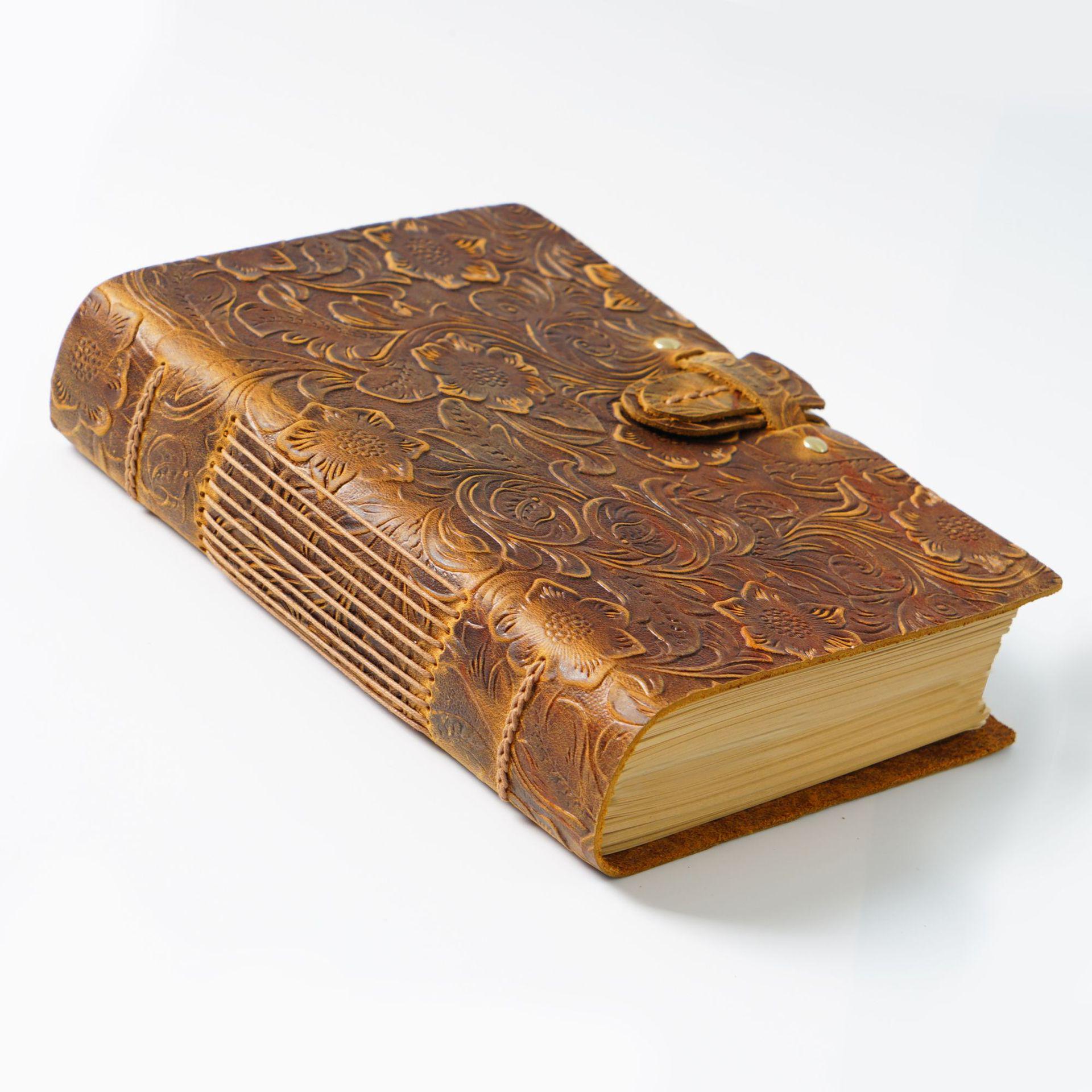 

Handmade Genuine Leather Sketchbook: Retro Cowhide Notebook for Creative Journaling & Painting 190*140mm