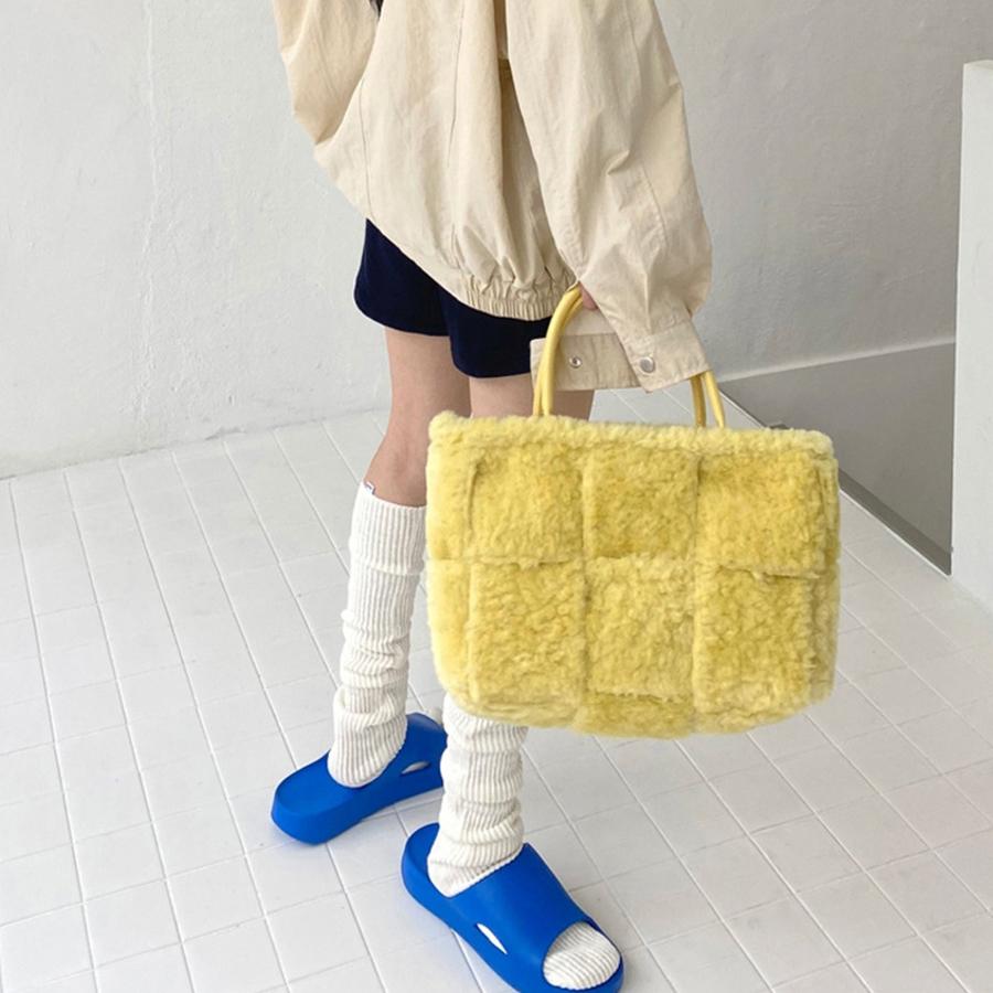 Soft Handbag Large Capacity Fall Winter Shoulder Bag Women Lamb Wool Tote Bag Zipper Closure Casual Shopping Travel Woven Totes