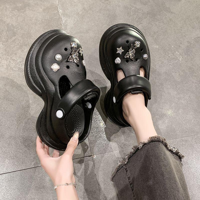 2025 women's summer outer wear high-value exquisite butterfly hole shoes thick sole height increase small non-slip lightweight slippers