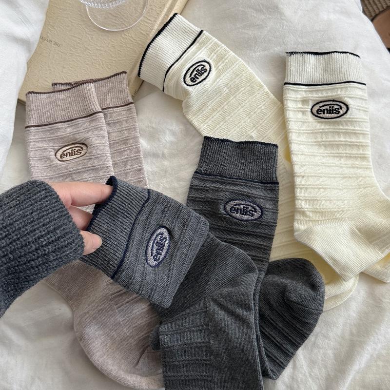 New Socks Korean Embroidered Letter Texture Cotton Mid-Leg Socks Casual Versatile Sports Socks