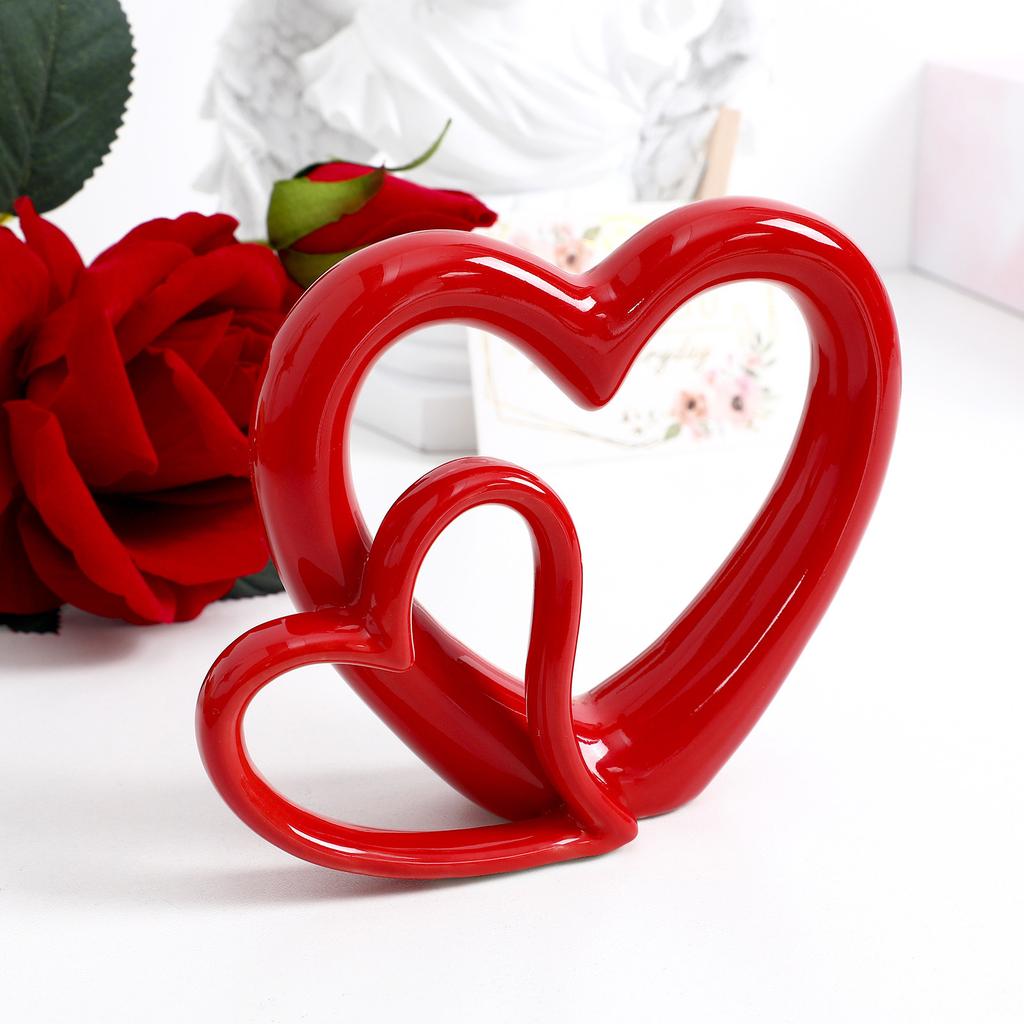Heart Shaped Ceramic Sculpture Elegant Bright Red Romantic Decor for Anniversary Bedroom Office Study Room Wedding Valentine