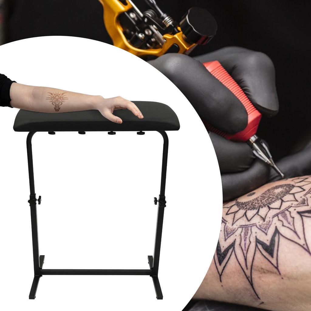 Drehbarer, höhenverstellbarer Tattoo-Arbeitsplatz mit weichem Paneel und tragbarer, übergroßer Armlehnenpolsterung – Tattoo-Ständer