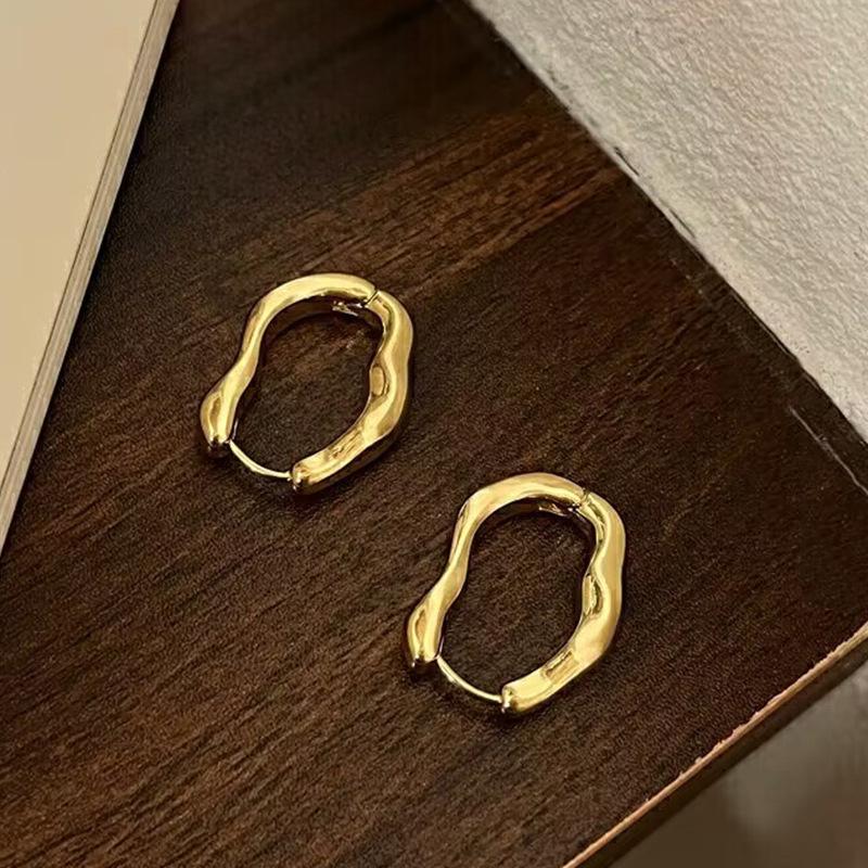 Luxury Top Quality Smooth Star Zircon Hoop Earrings for Women Girls Metal Chunky Sun Rhinestone Ear Buckle Punk Y2K Jewelry